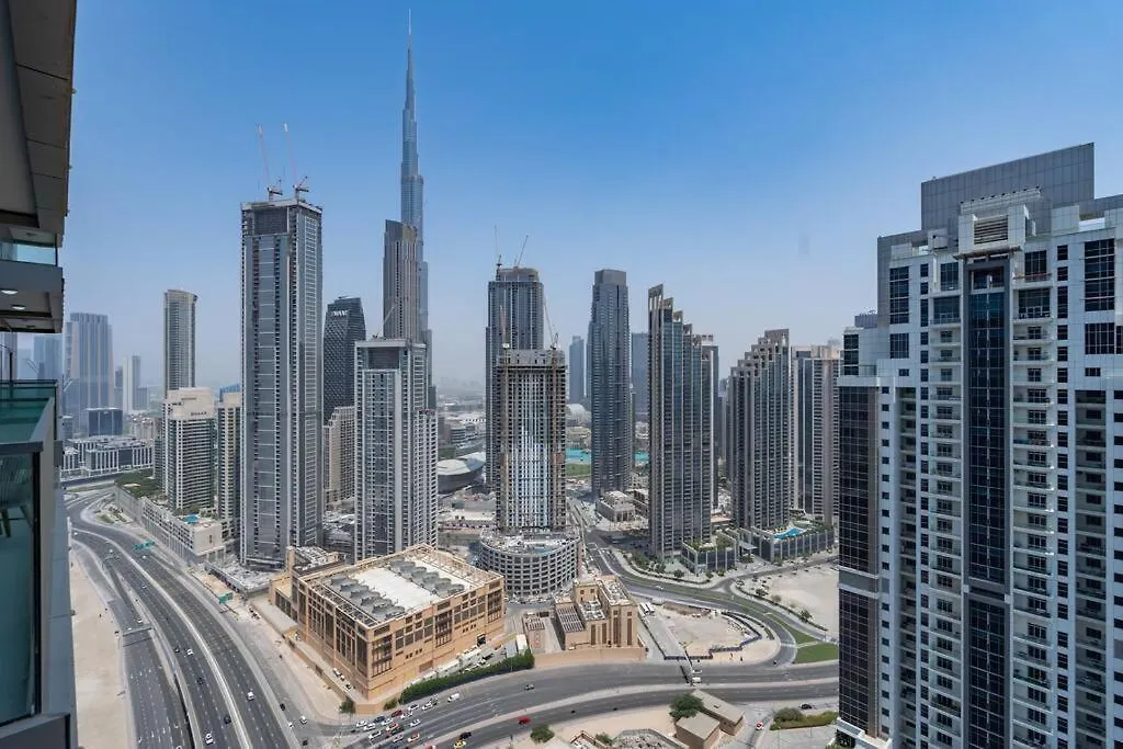 Opulent Hollywood Styled Flat In Paramount Tower Apartment Dubai 0*,