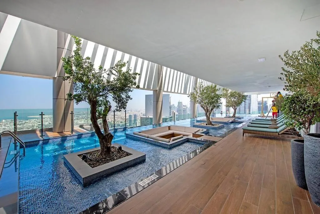 Opulent Hollywood Styled Flat In Paramount Tower Apartment Dubai