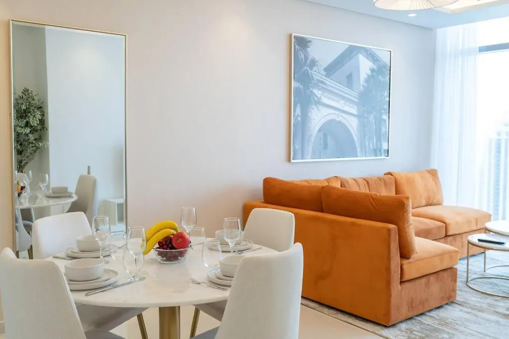 Opulent Hollywood Styled Flat In Paramount Tower Apartment Dubai 0*,  United Arab Emirates